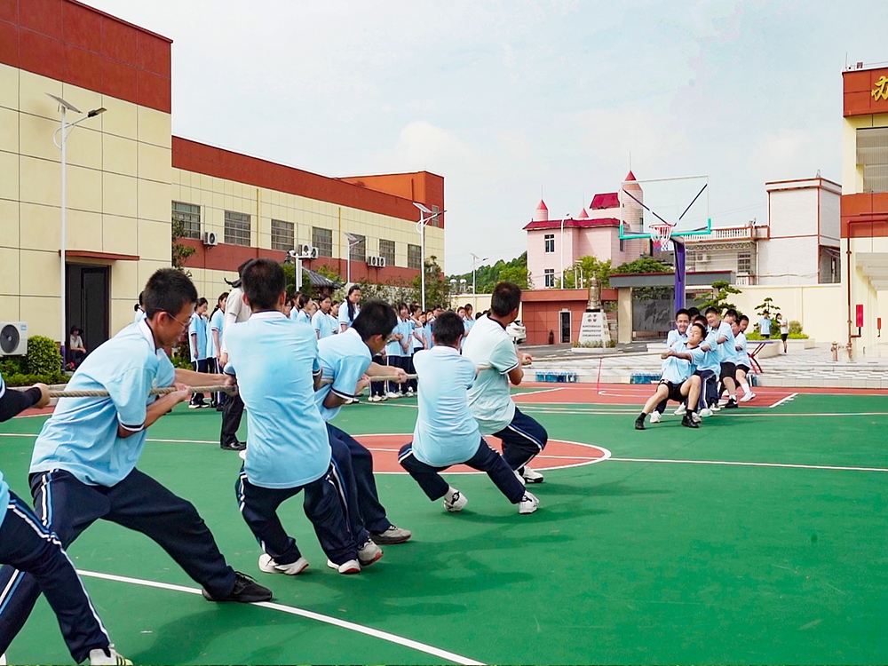 河源有资质的全封闭寄宿学校怎么联系？本地青少年培育机构选择指南